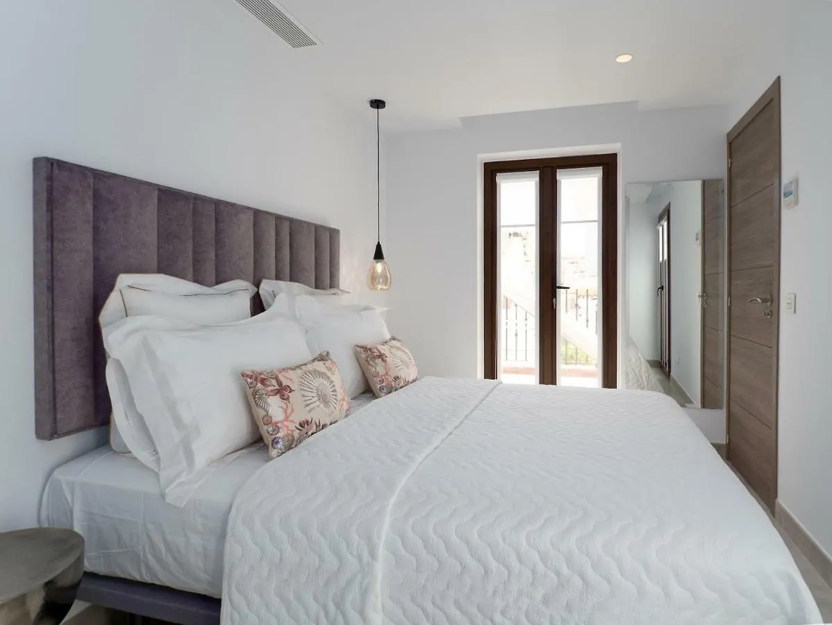 Holiday home Marbella Old Town : Luxury Townhouse Villa