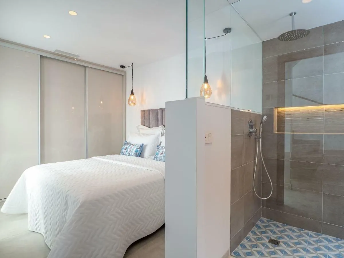 Marbella Old Town : Luxury Townhouse Villa Spain